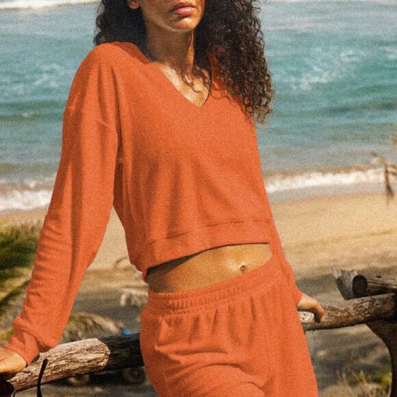 NWT Beyond Yoga Tropez Pullover Size S - Picture 1 of 9